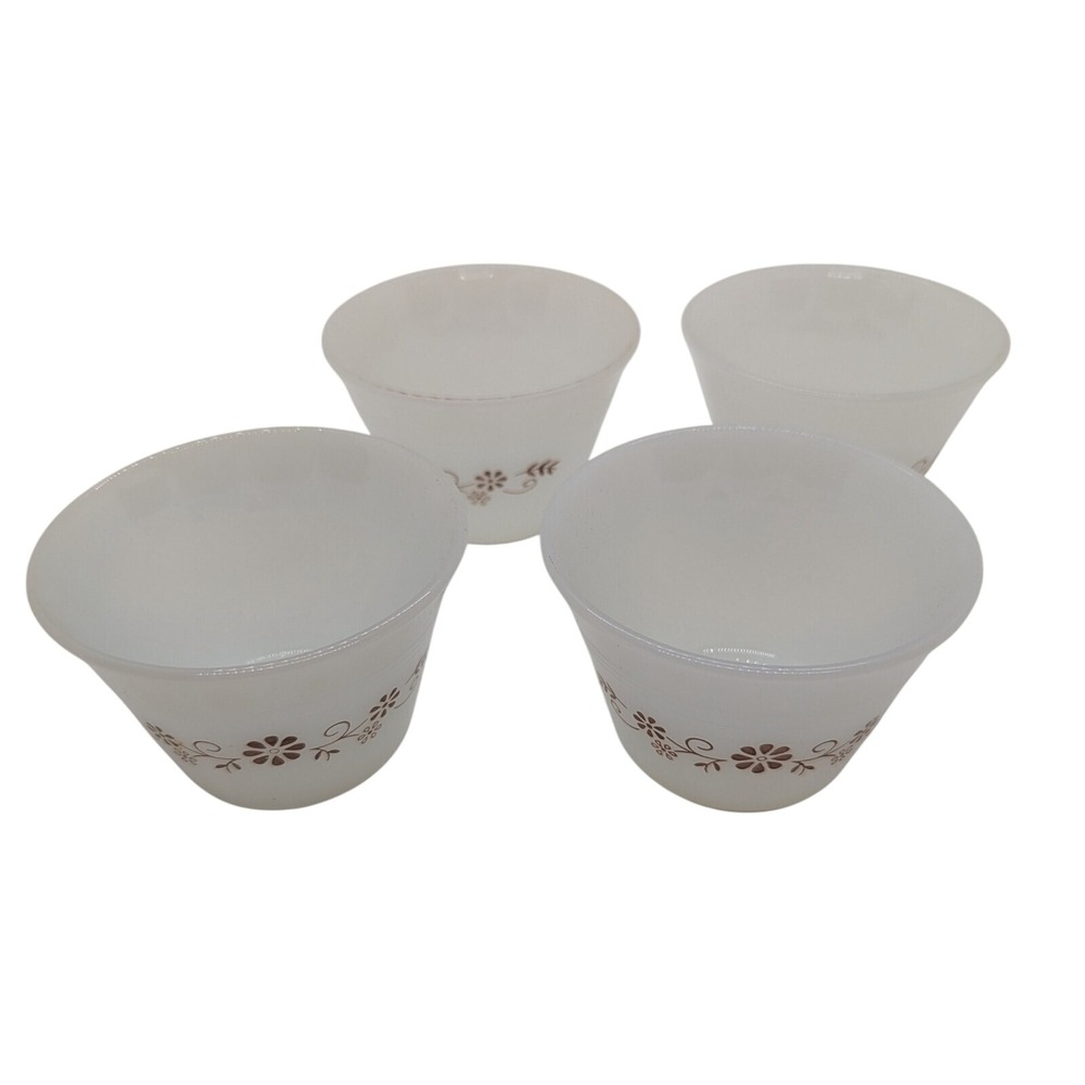Dynaware Pyr-O-Rey Milk Glass Custard Cups Ramekins Floral Set of 4 Vintage